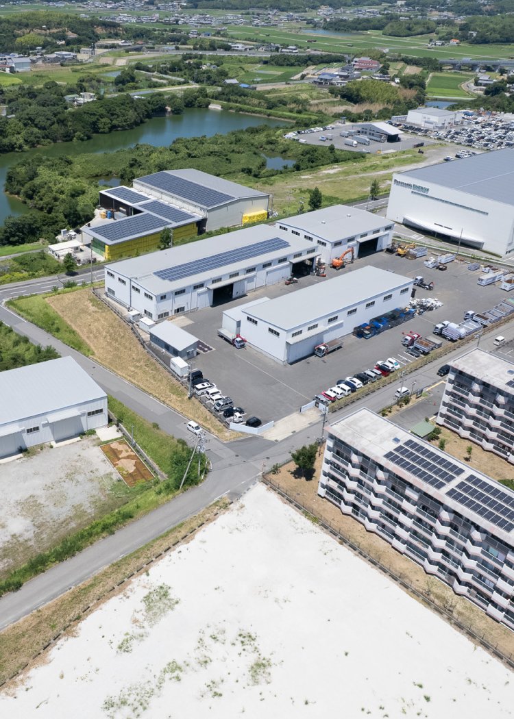 鳥取興業株式会社 | 淡路島から出る資源ゴミ、廃棄物を集め、分別処理